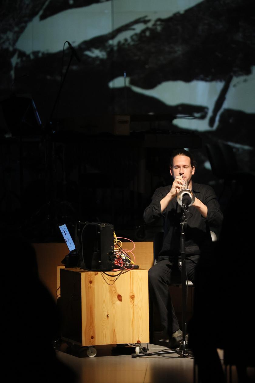 Adrian Thieß @ Projektraum Dose